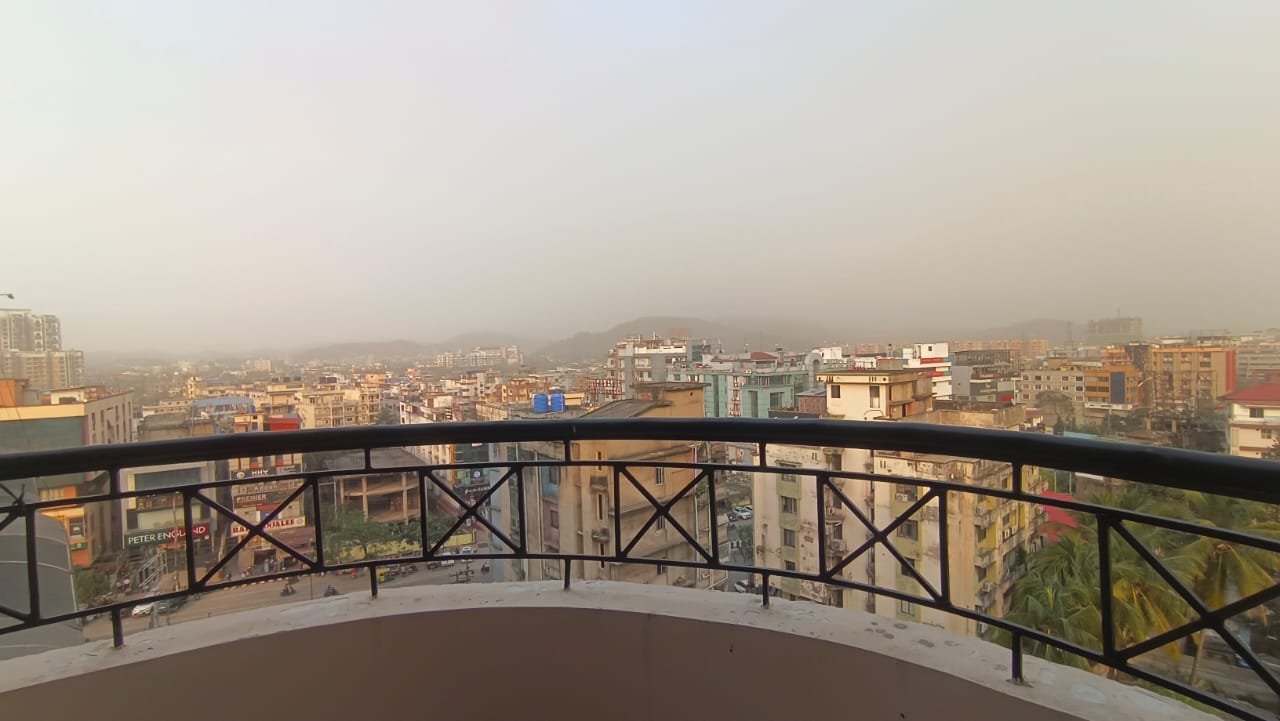 Semi Furnished 4bhk in ABC, Near Rajiv Bhawan, GS Road, SATSANG VIHAR, Tarun Nagar, Guwahati, Assam, India for Rent